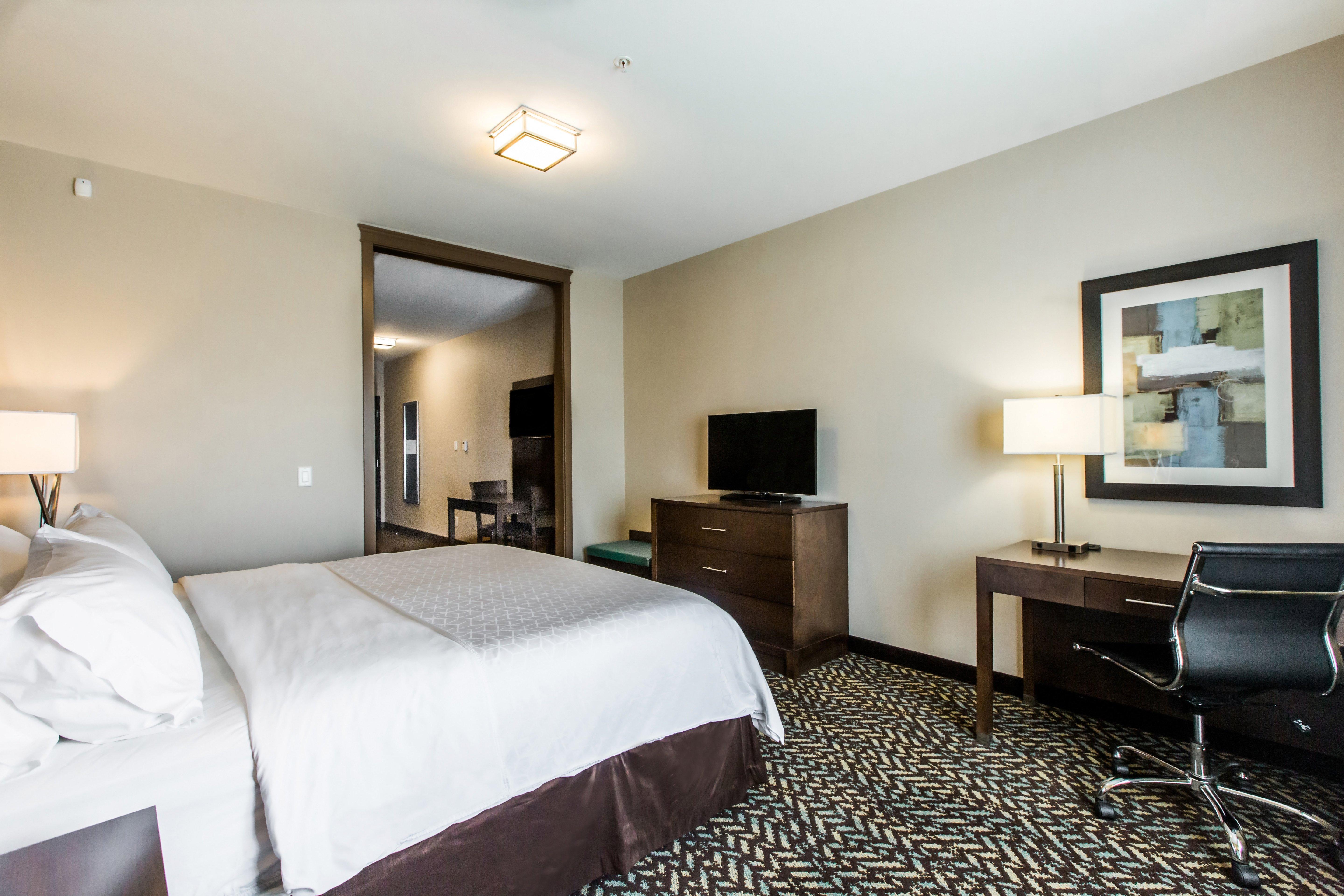 Express & - Stony Plain By Ihg Spruce Grove
