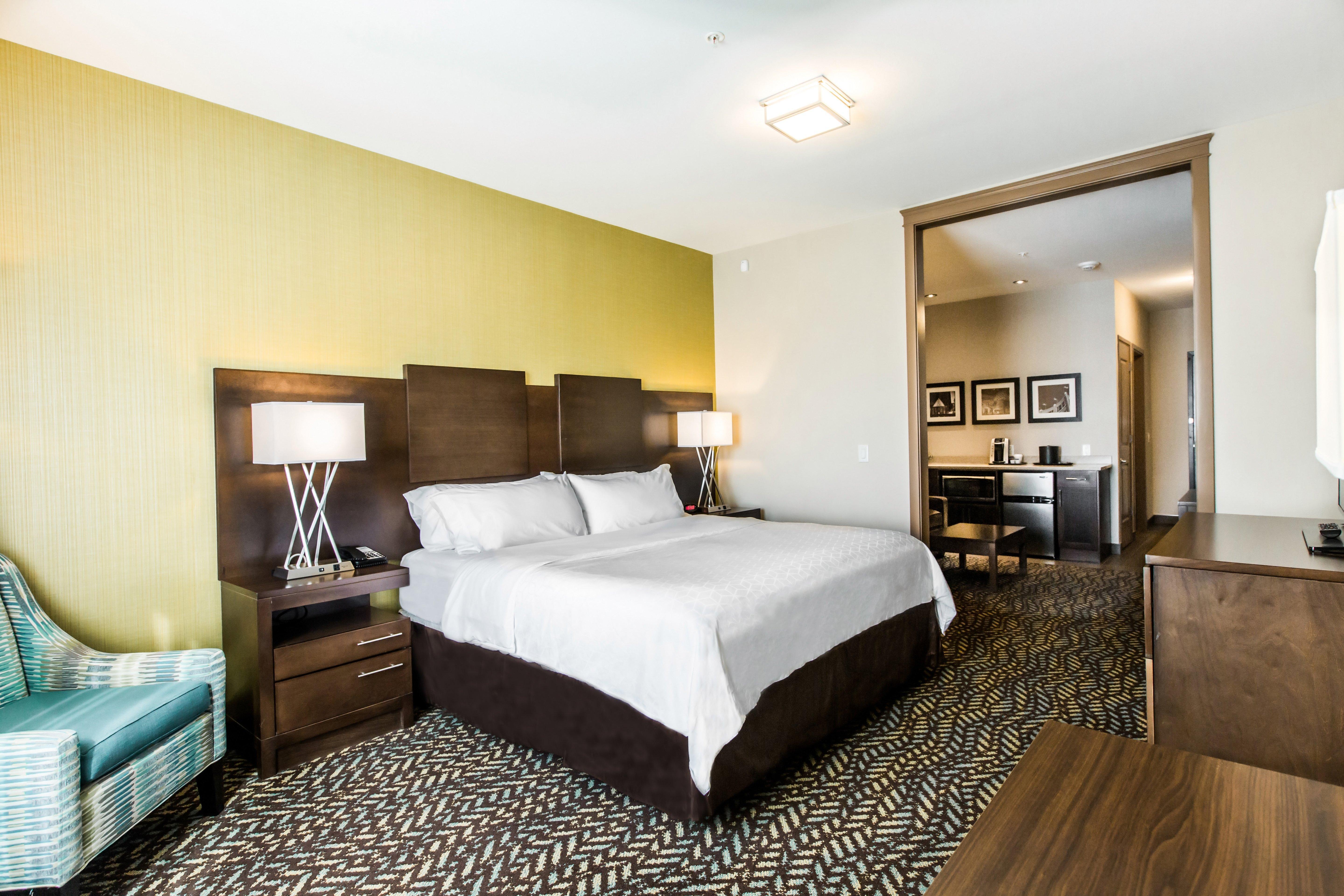Express & - Stony Plain By Ihg Hotel Spruce Grove