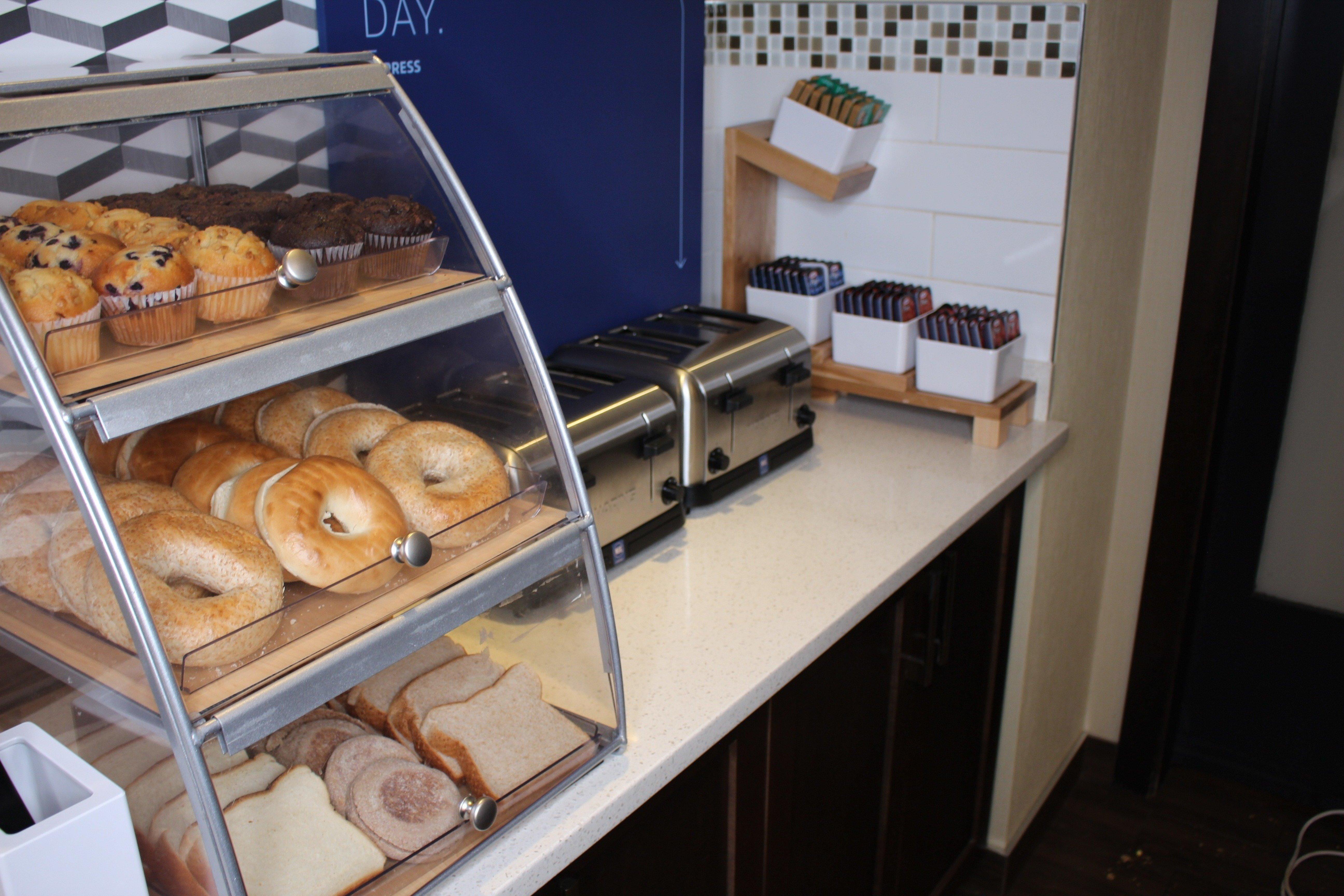 Express & - Stony Plain By Ihg Hotel
